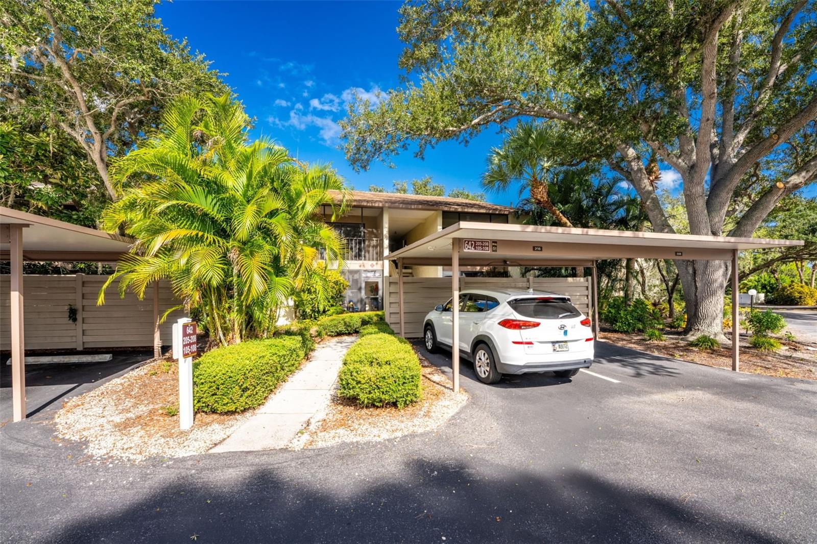642 BIRD BAY DR E #205 — photo 2
