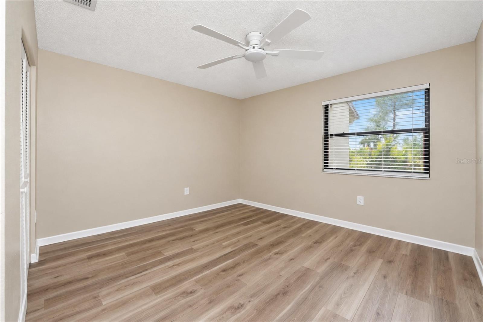 642 BIRD BAY DR E #205 — photo 31