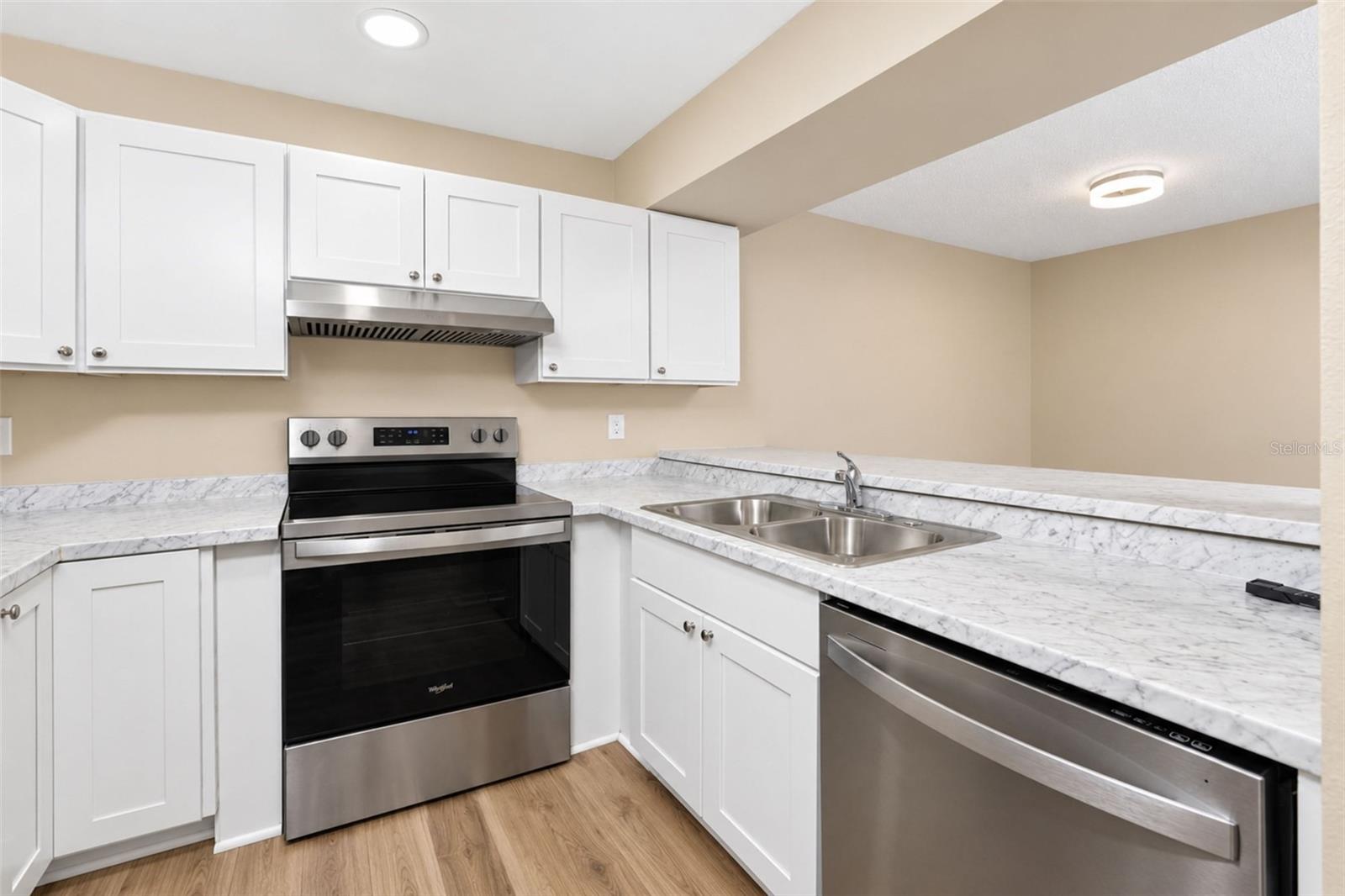 642 BIRD BAY DR E #205 — photo 8
