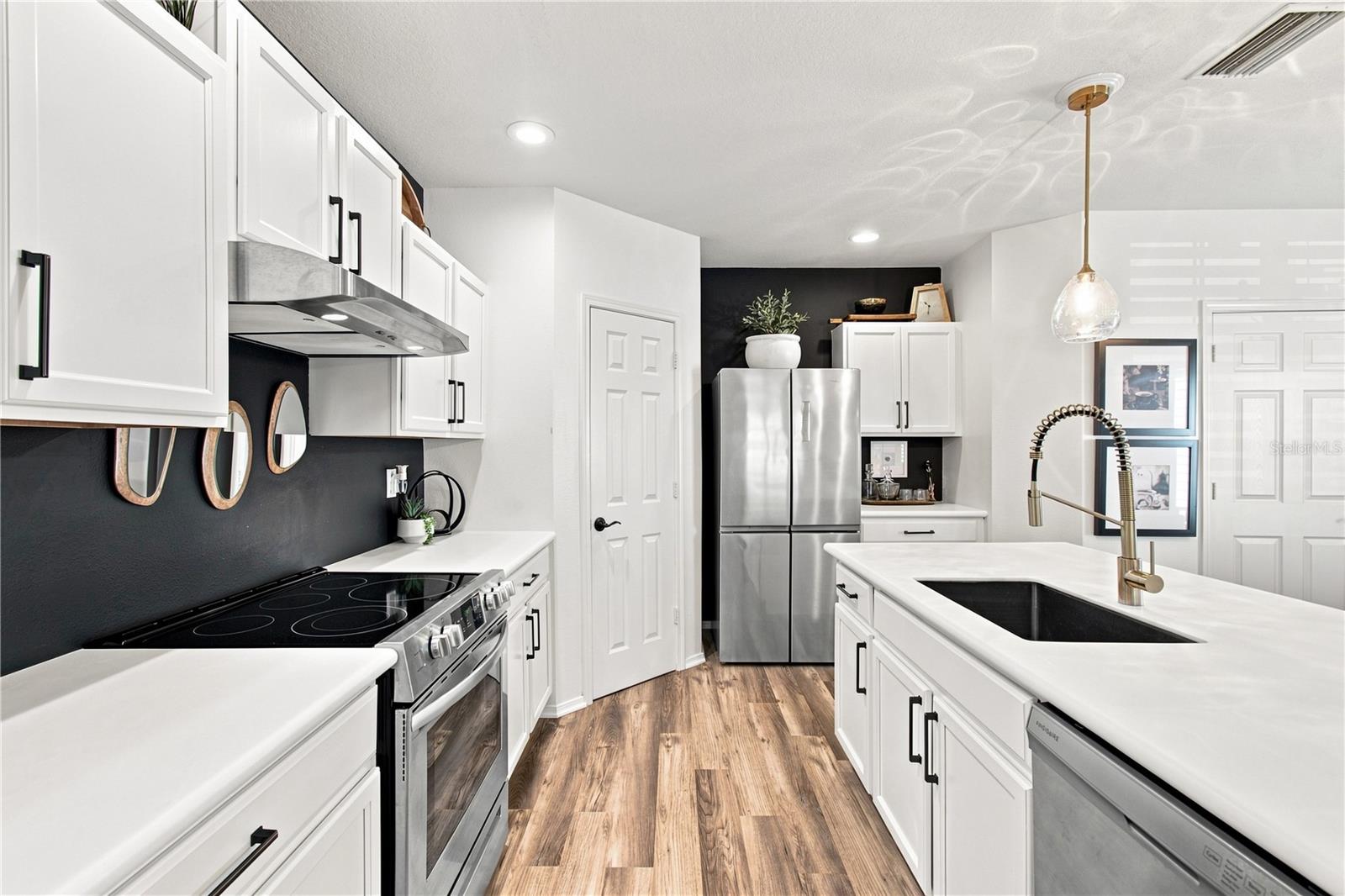 4613 SOMERSET HILL LN — photo 15