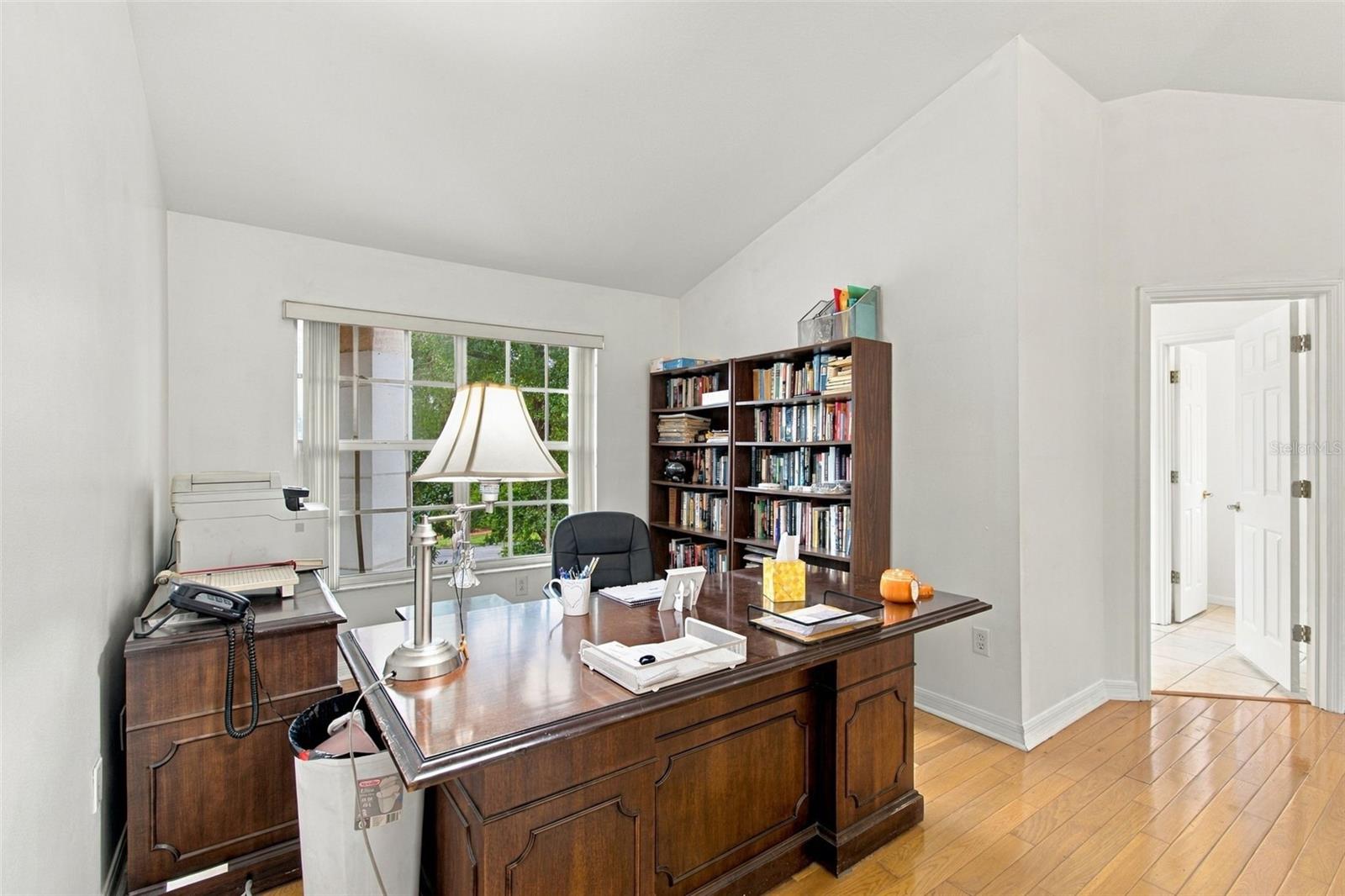 8102 STONEFIELD — photo 25