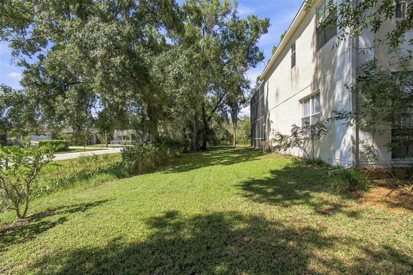 8102 STONEFIELD — photo 48