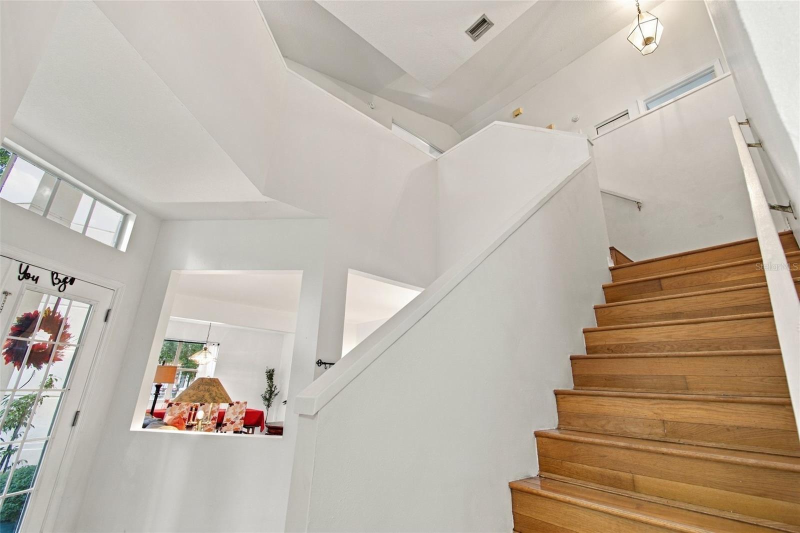 8102 STONEFIELD — photo 21