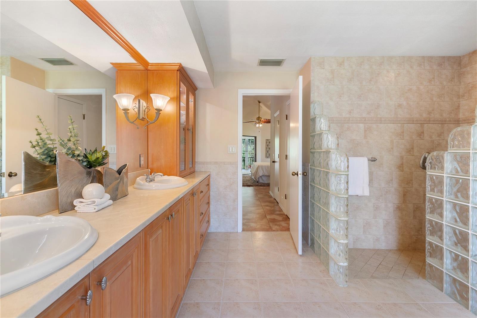 3275 COBBS DR — photo 24