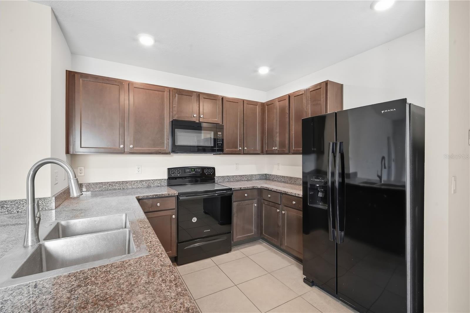10836 TRAILING VINE DR — photo 12