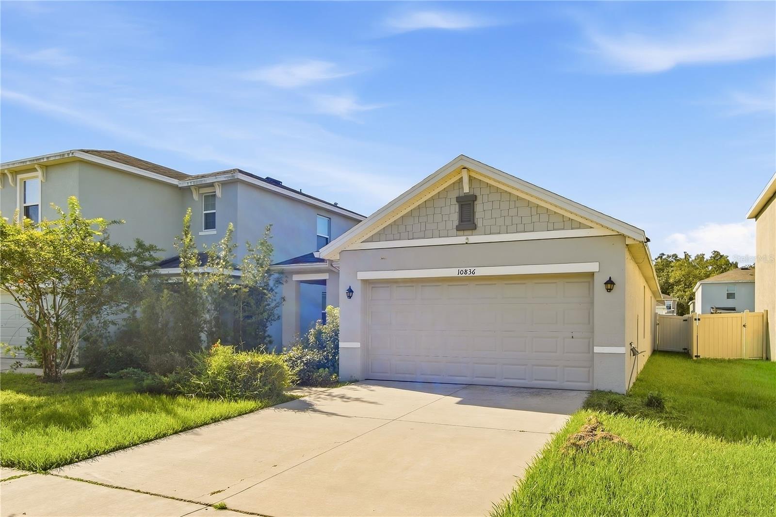10836 TRAILING VINE DR — photo 2