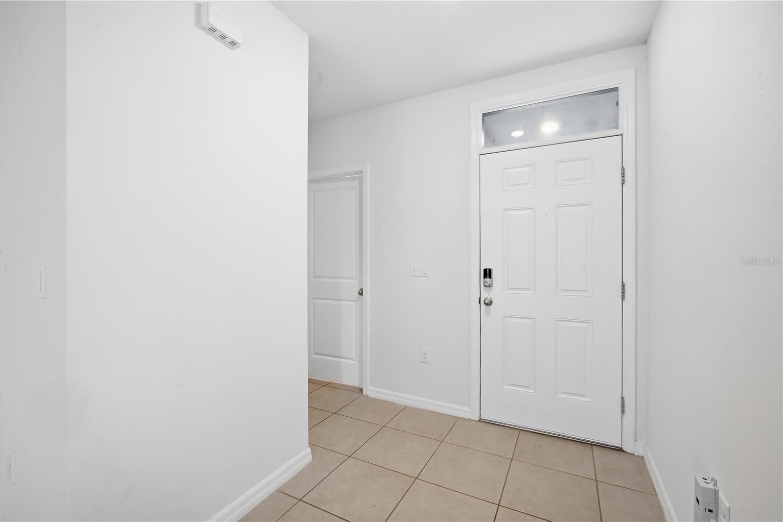 10836 TRAILING VINE DR — photo 4