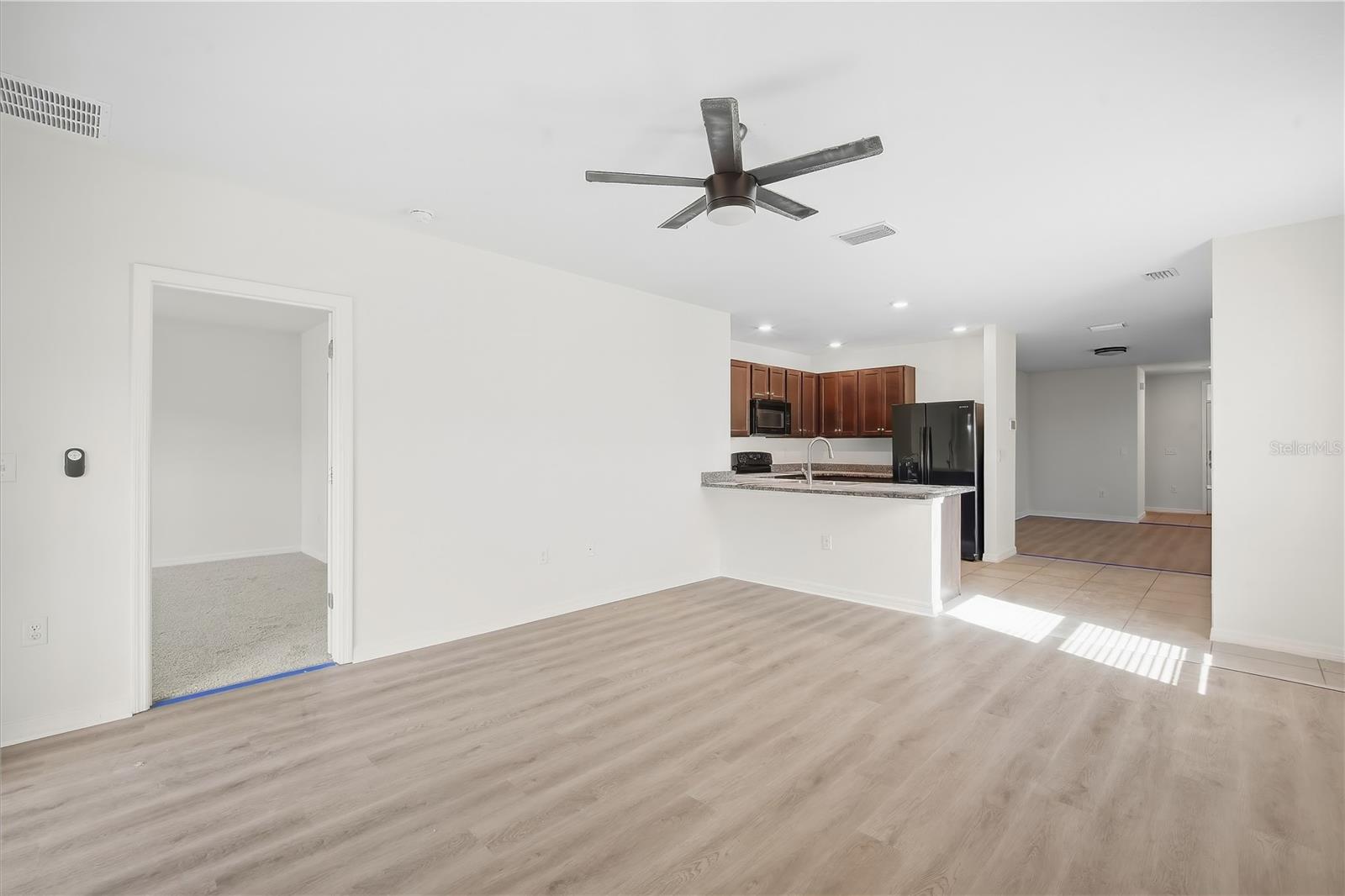 10836 TRAILING VINE DR — photo 14