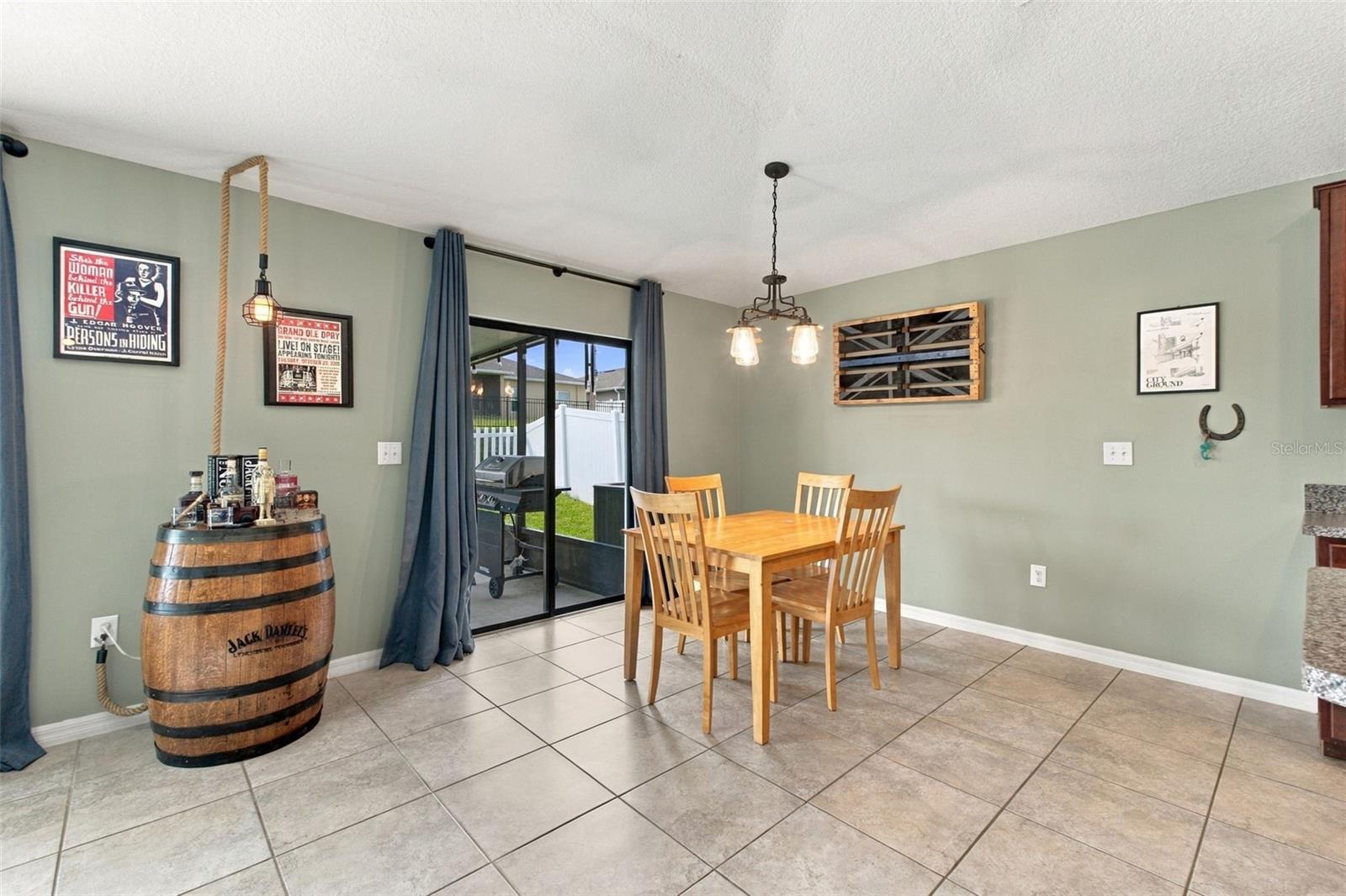 6645 WAGON TRAIL ST — photo 3