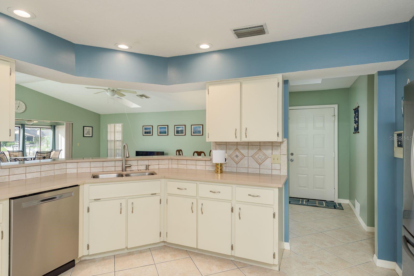 6340 GARLAND CT — photo 19