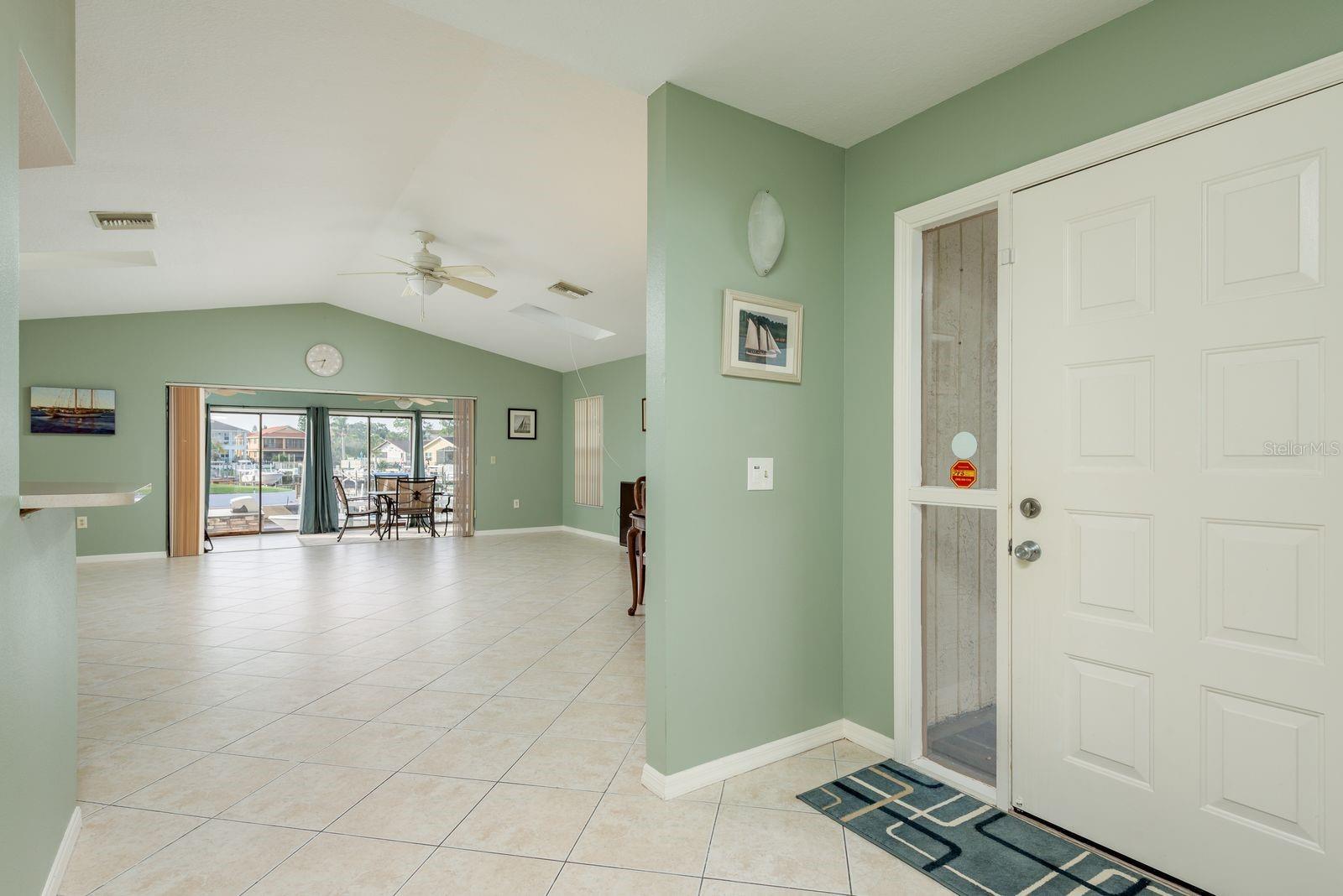 6340 GARLAND CT — photo 6
