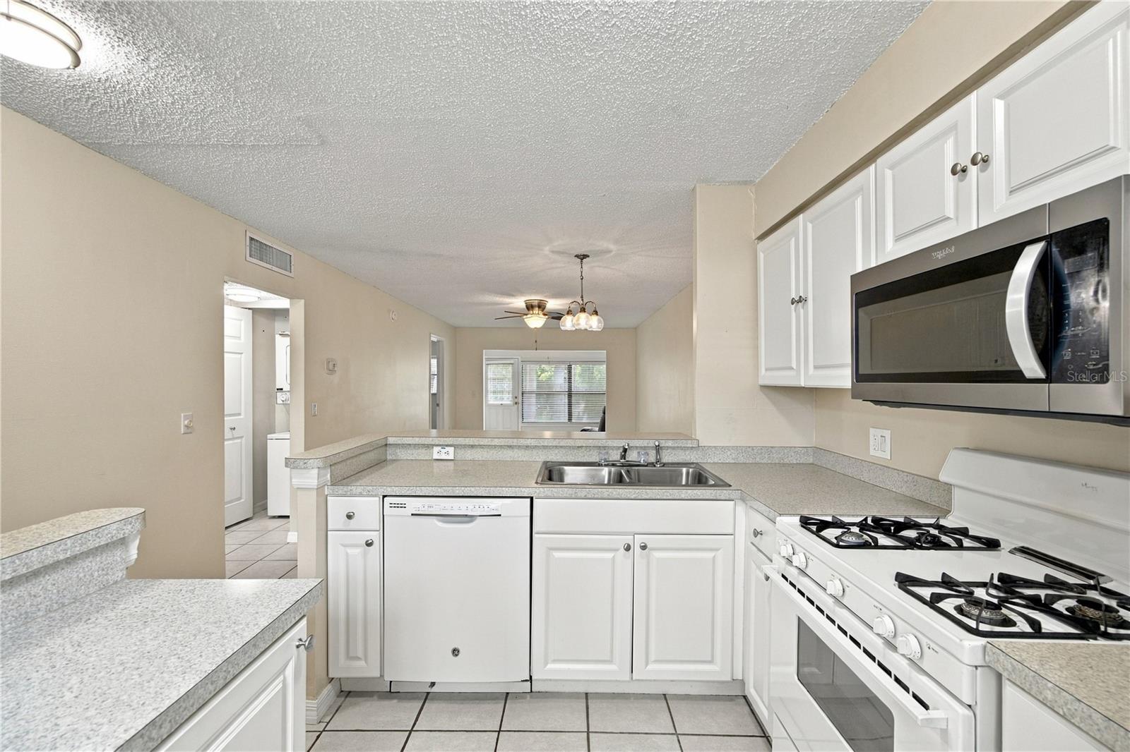 1165 MISSION CIR #Unit 53F — photo 9