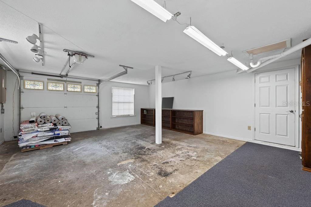 11005 N 27TH ST — photo 50