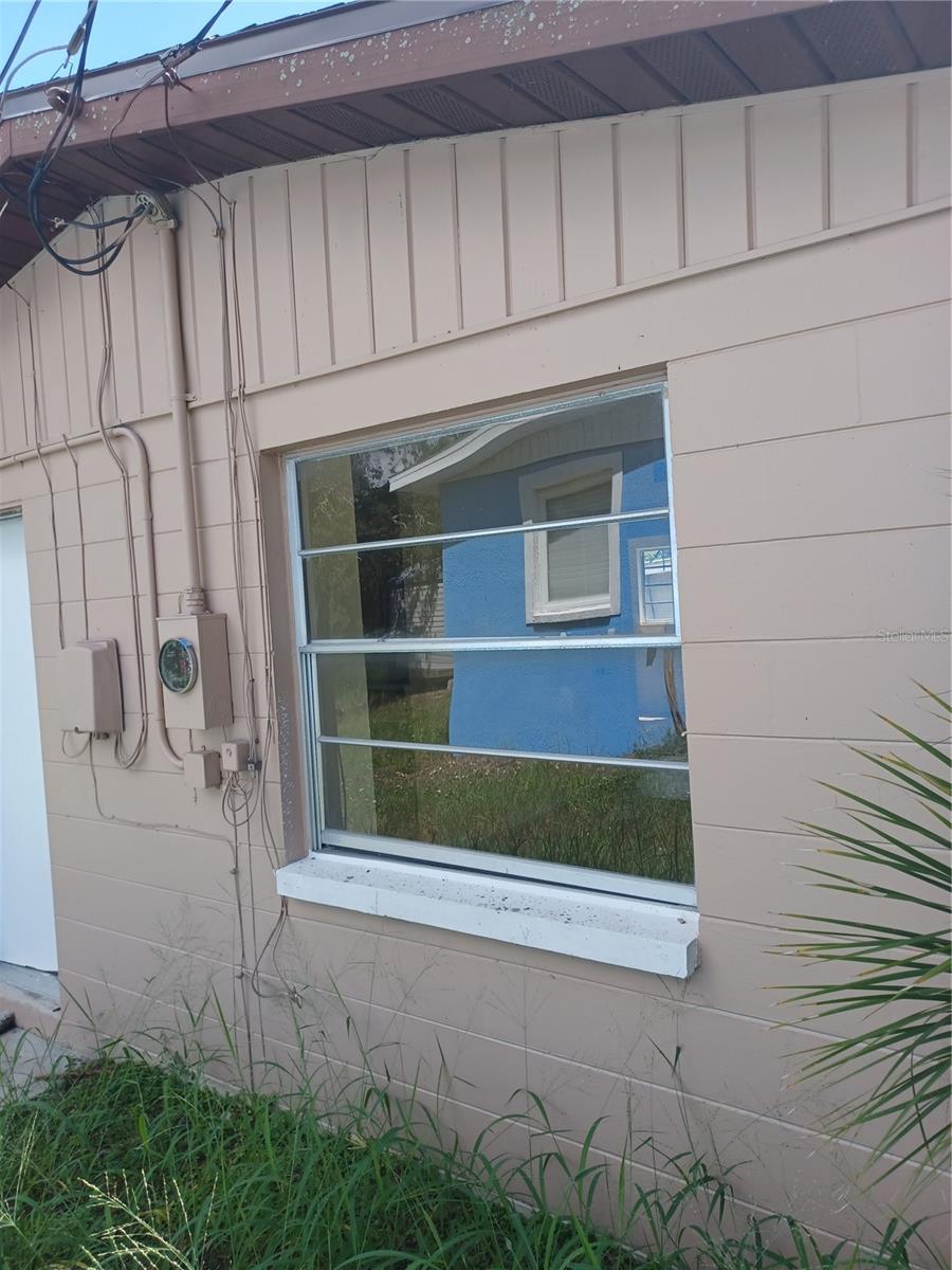 615 NORTH AVE — photo 5