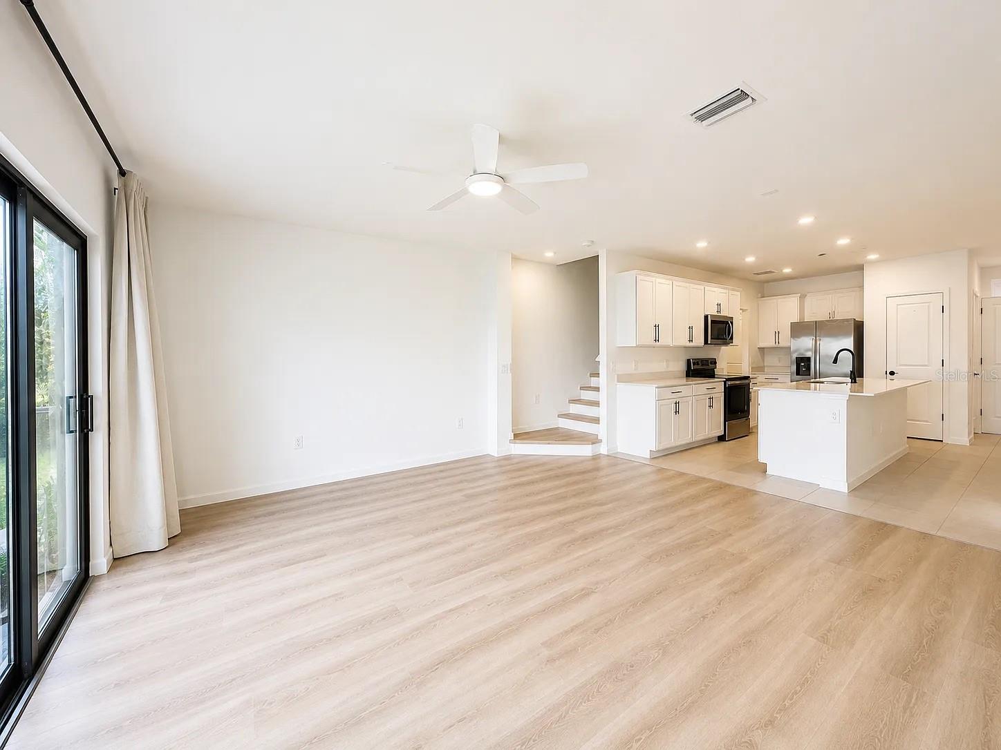 6312 SILVERSTAR DR — photo 8