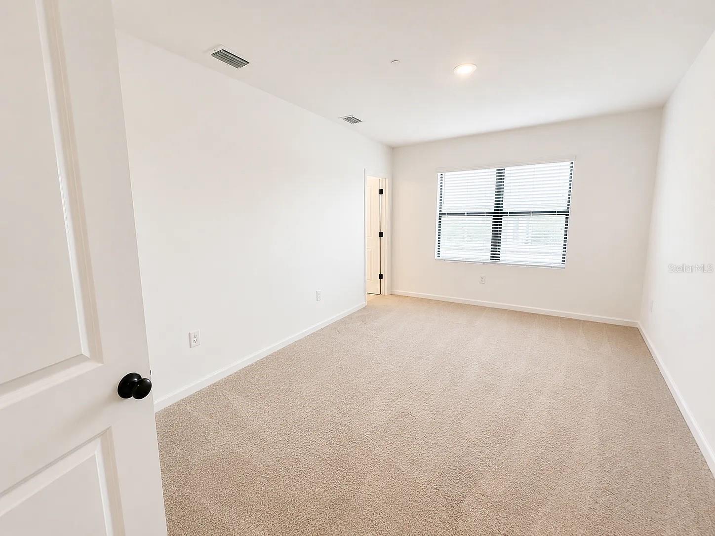 6312 SILVERSTAR DR — photo 12