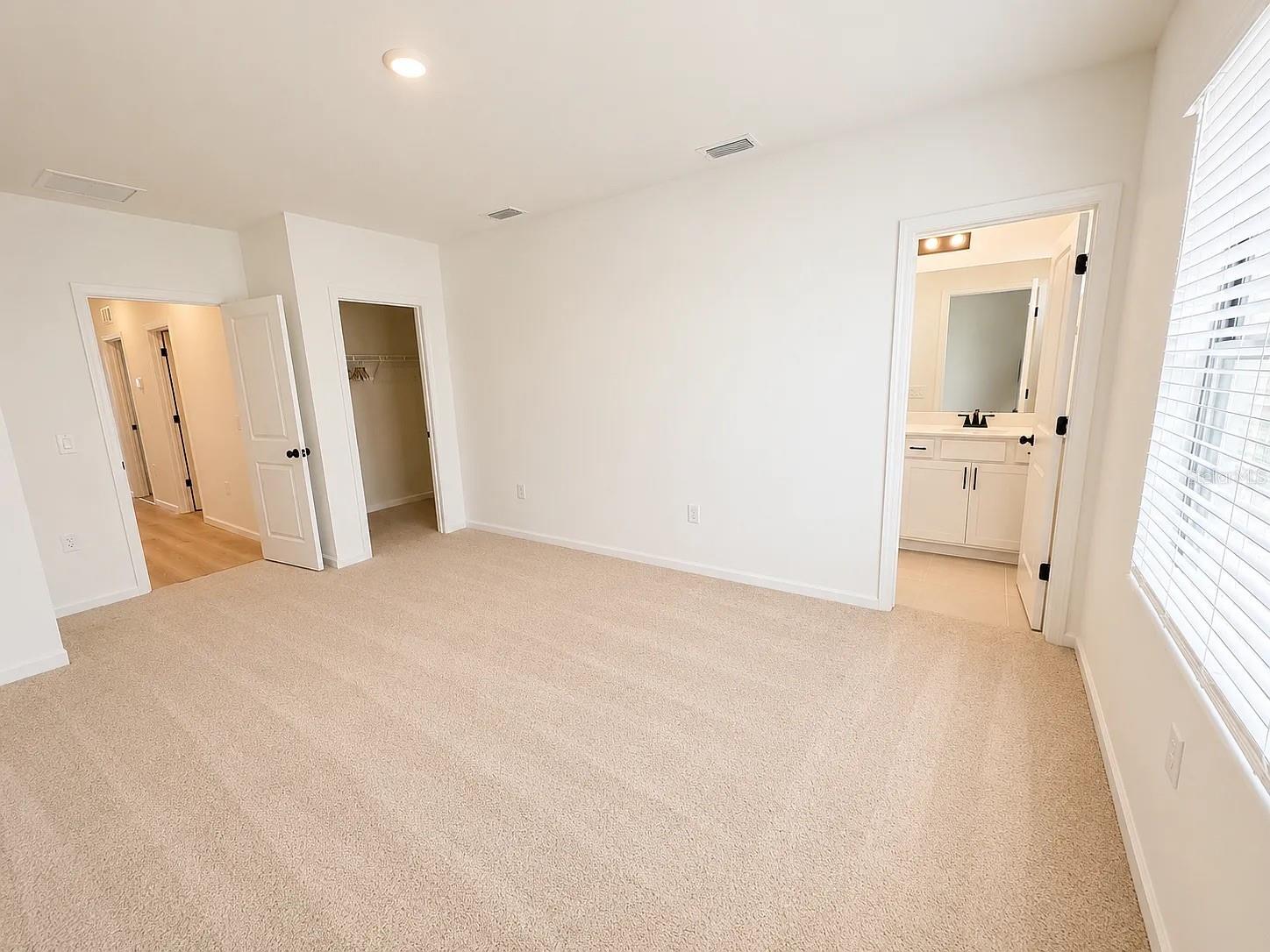 6312 SILVERSTAR DR — photo 14