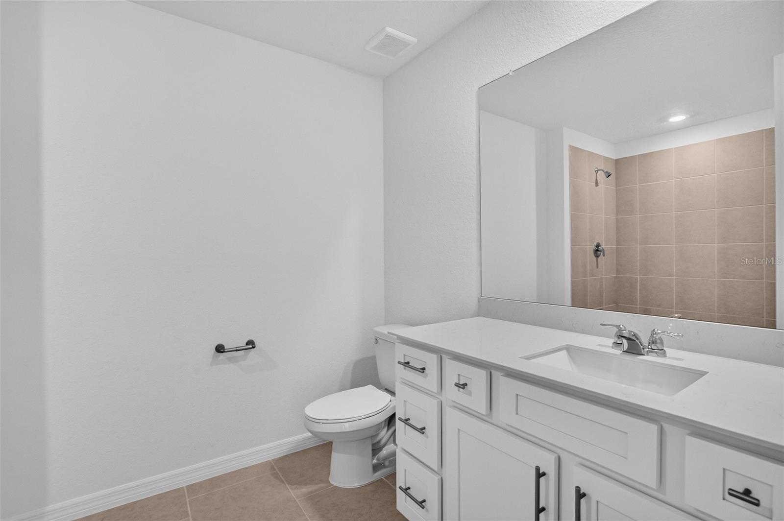 3514 AMBERSWEET XING — photo 11