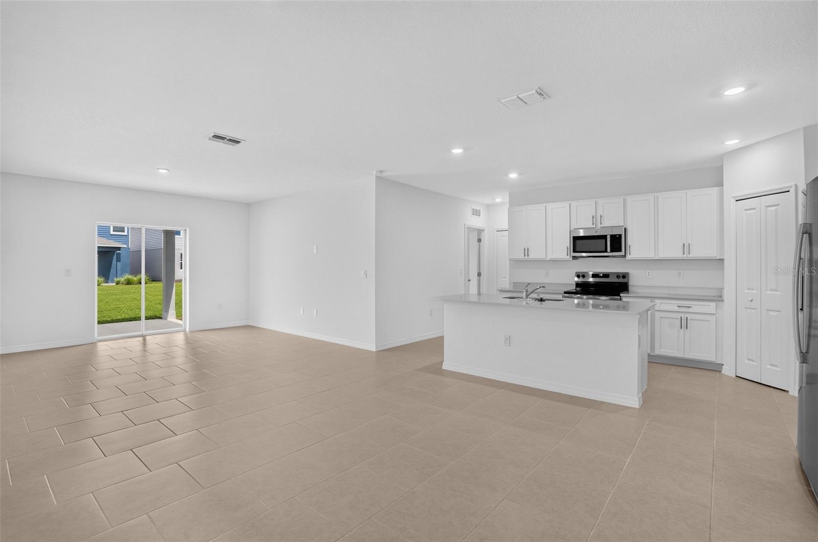 3514 AMBERSWEET XING — photo 15