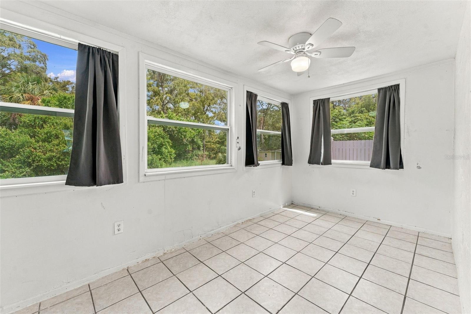 7303 RIVERBANK DR — photo 17