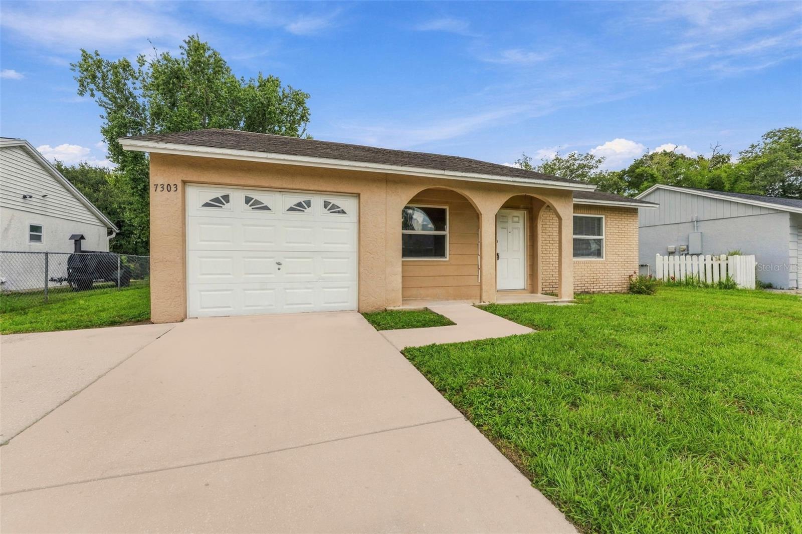 7303 RIVERBANK DR — photo 2