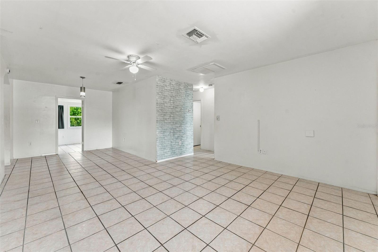 7303 RIVERBANK DR — photo 5