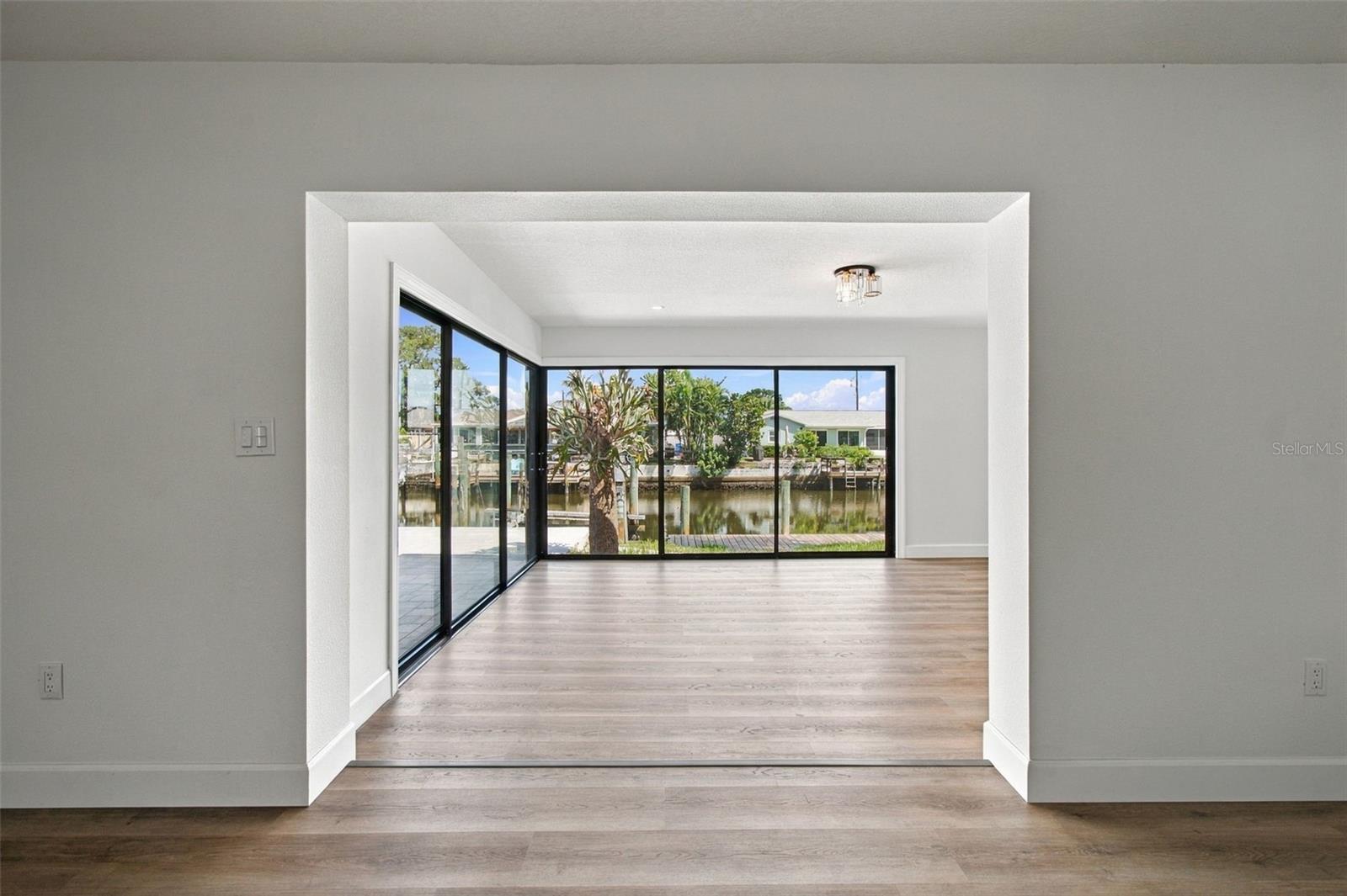 8725 THORNWOOD LN — photo 38