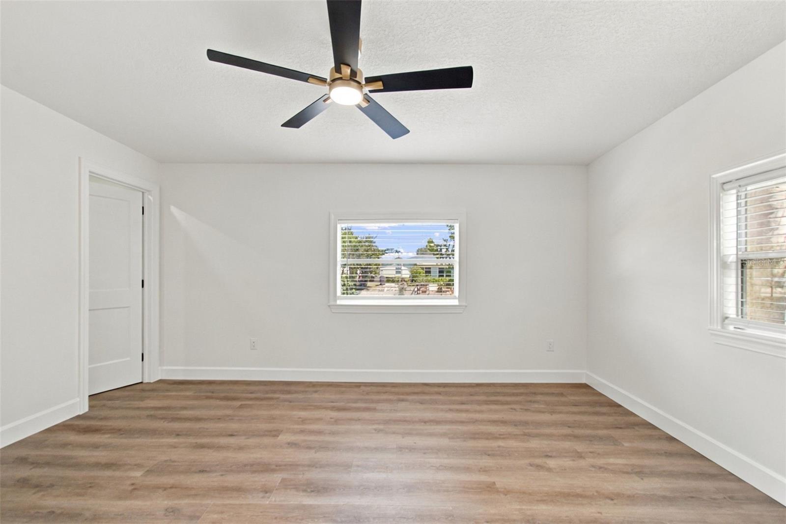 8725 THORNWOOD LN — photo 44