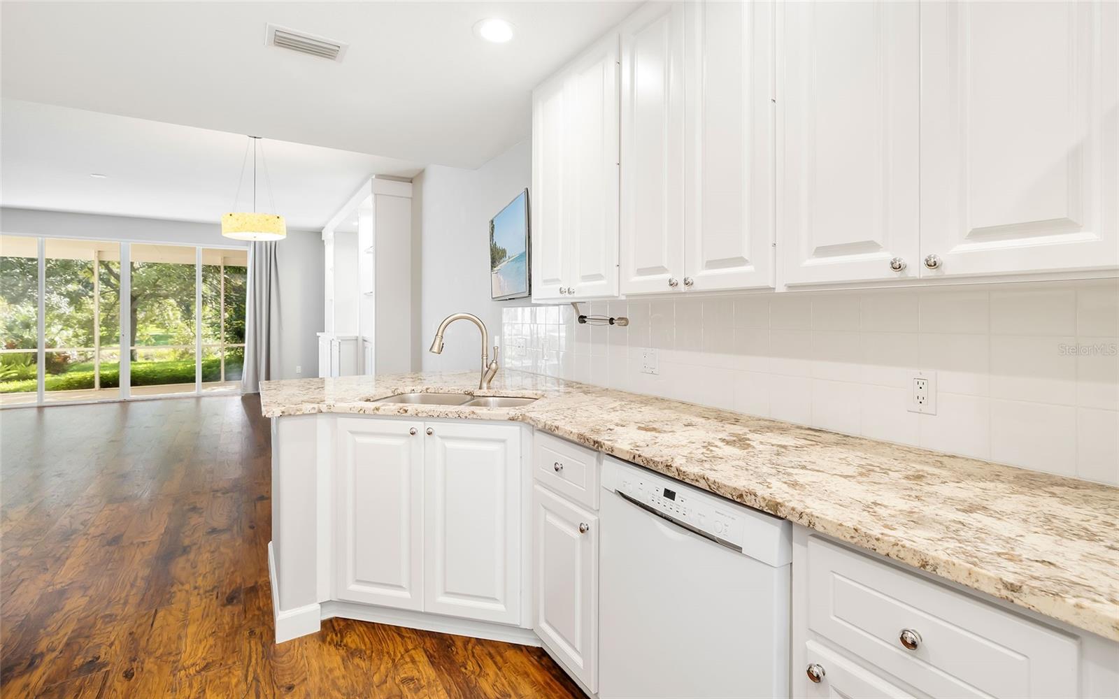 7632 BERGAMO AVE — photo 18