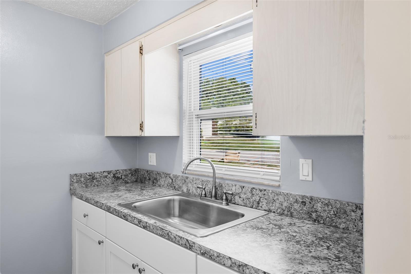 1229 FRANKLIN CIR SE — photo 14