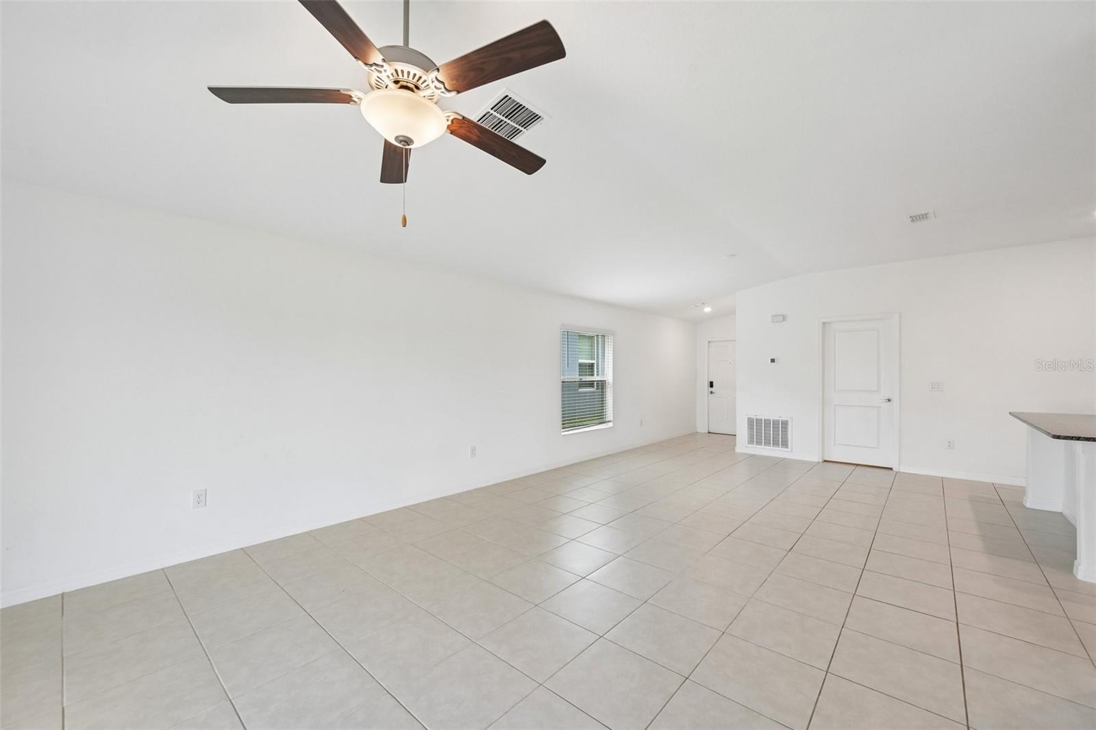5517 BLUE AZURE DR — photo 6