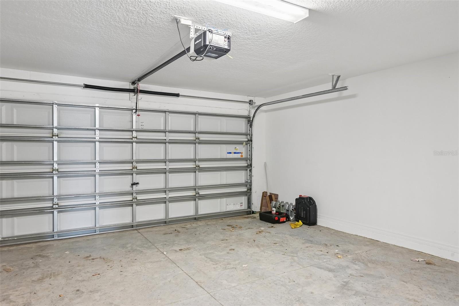 5517 BLUE AZURE DR — photo 27