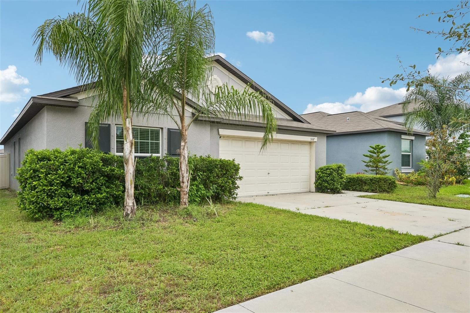 5517 BLUE AZURE DR — photo 3