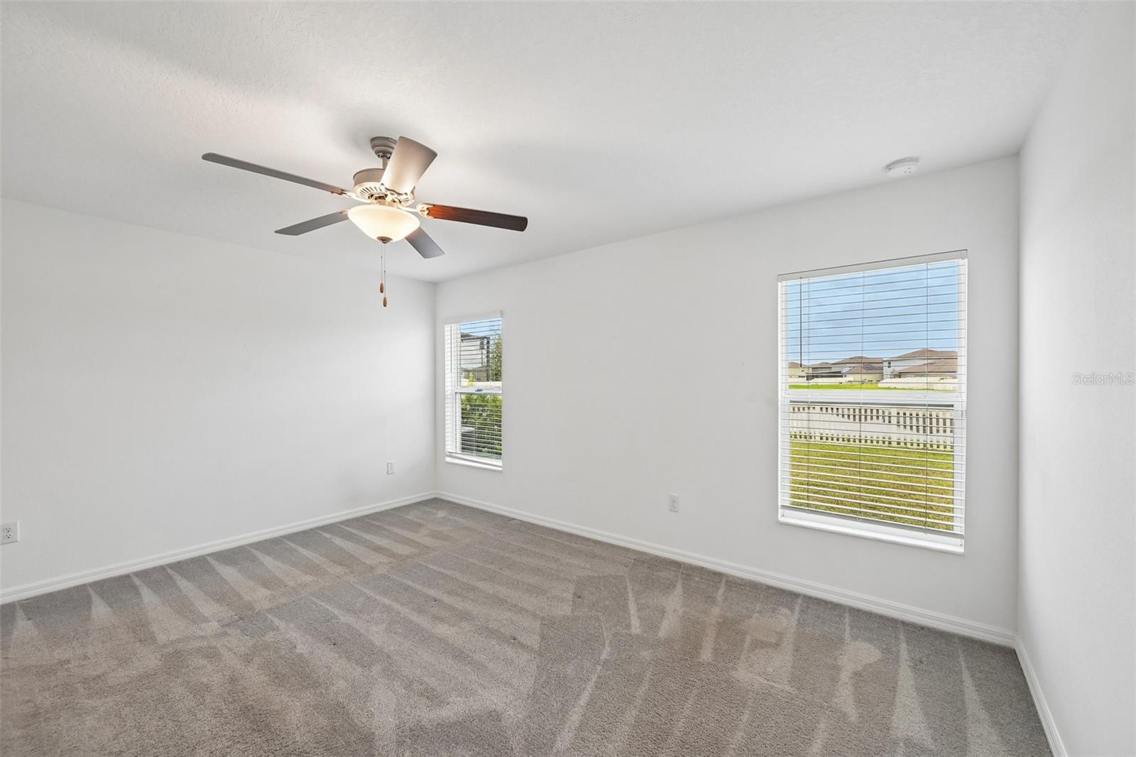 5517 BLUE AZURE DR — photo 11