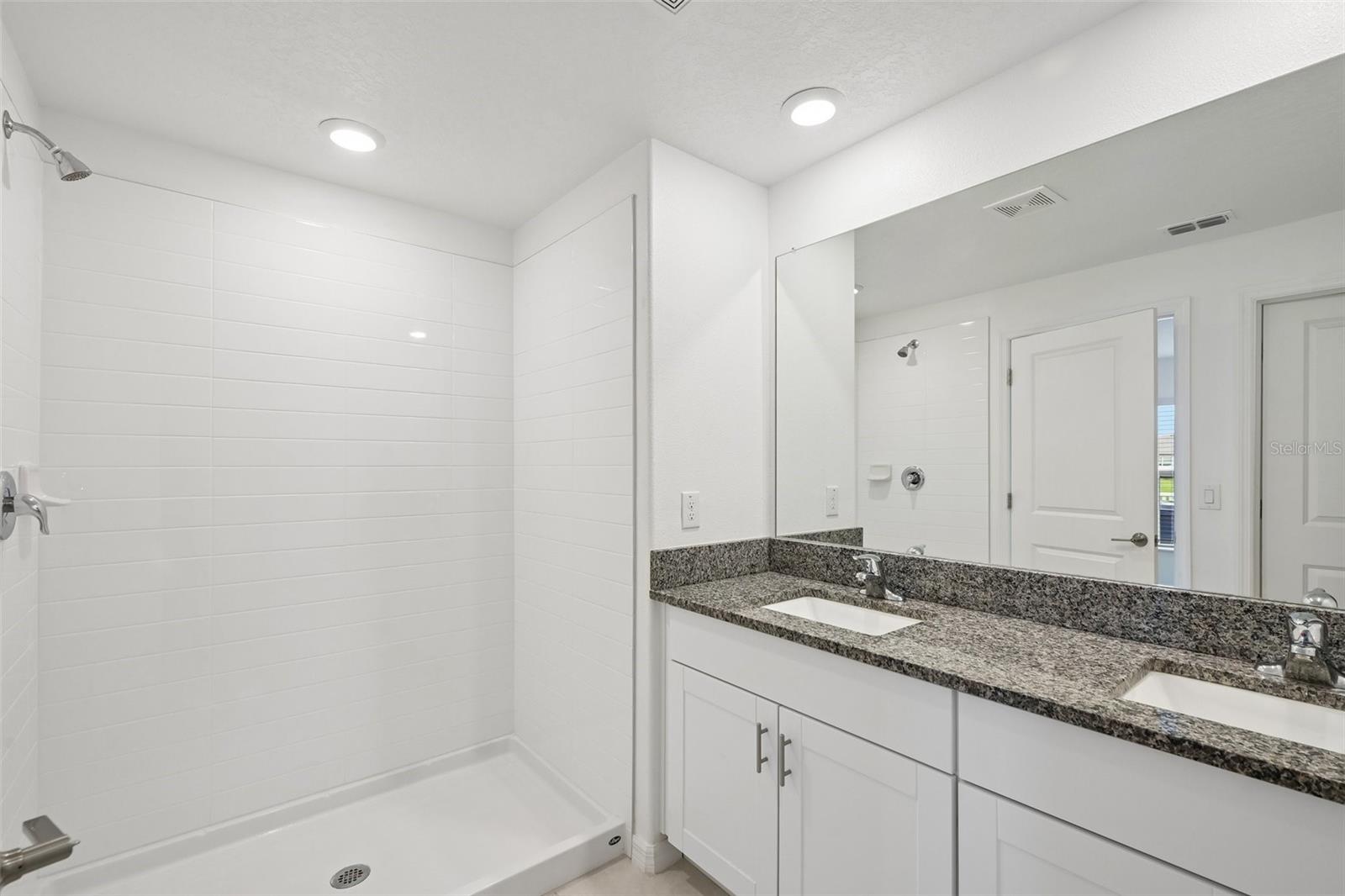 5517 BLUE AZURE DR — photo 15