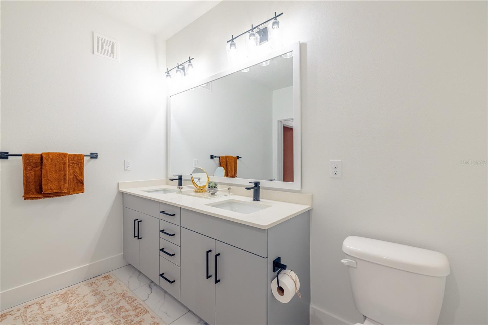1420 LAKEFRONT DR #1201 — photo 18