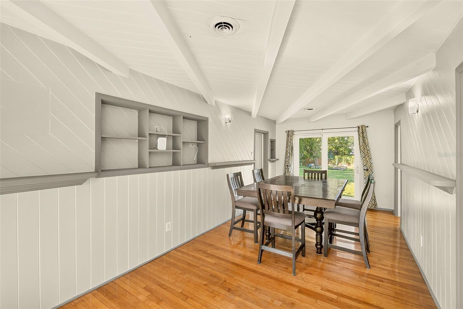 100 N ARCTURAS AVE — photo 11