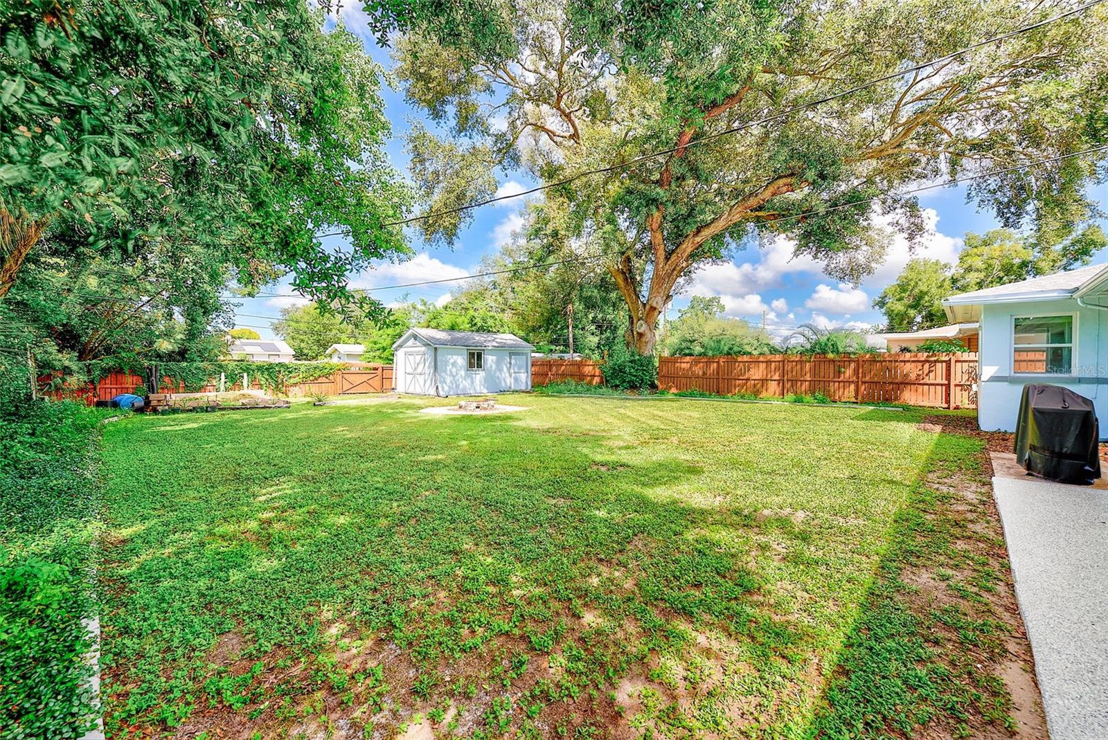 100 N ARCTURAS AVE — photo 31