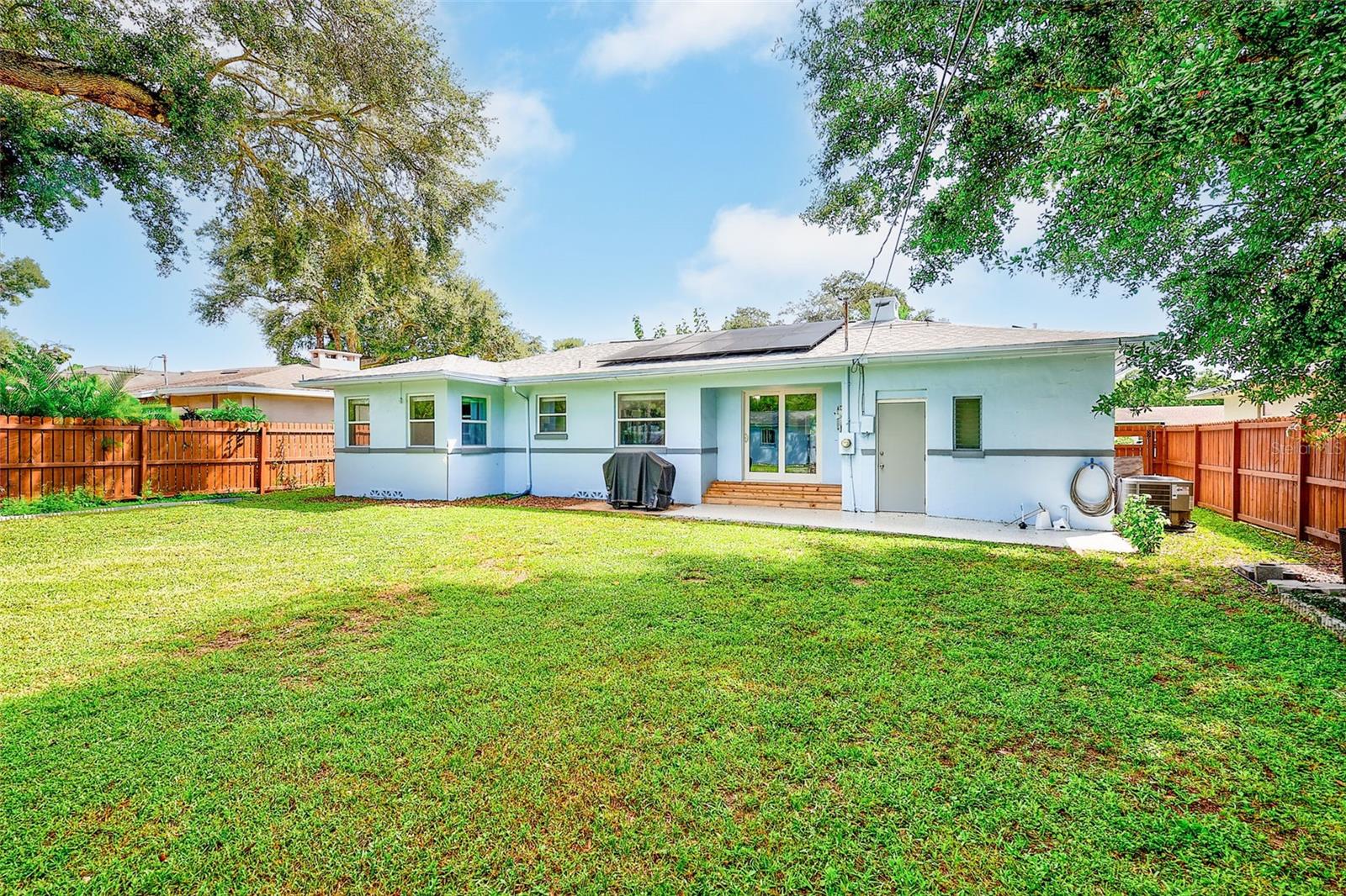 100 N ARCTURAS AVE — photo 30