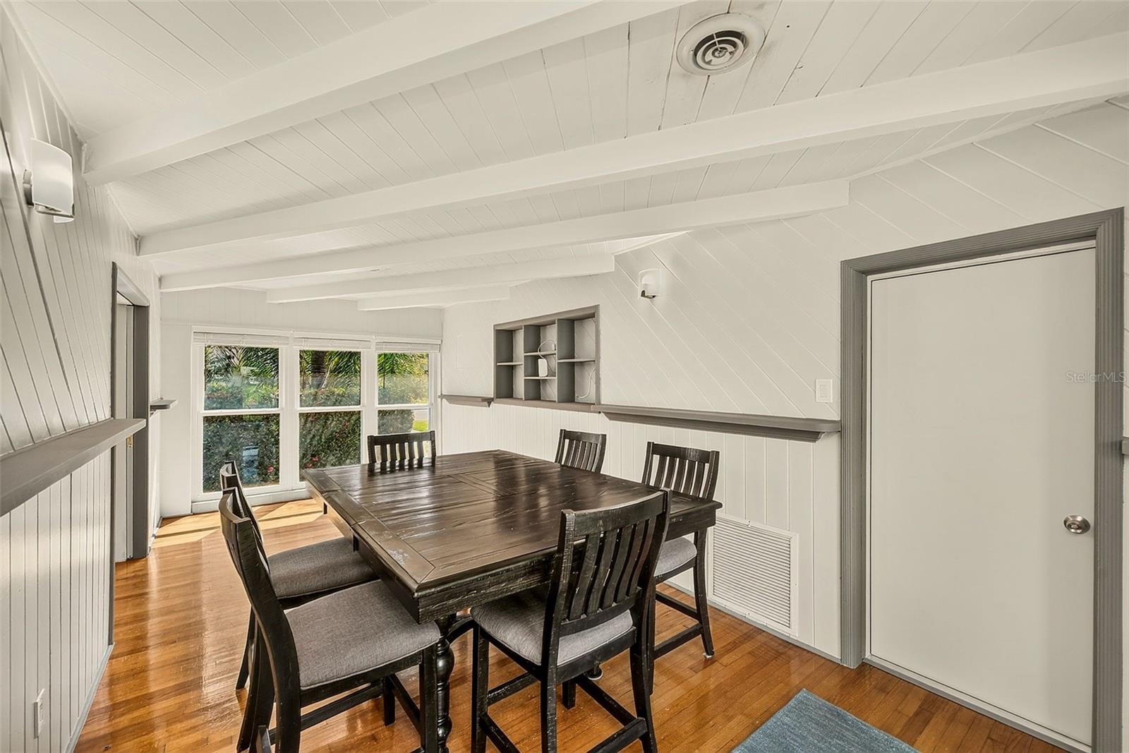 100 N ARCTURAS AVE — photo 10