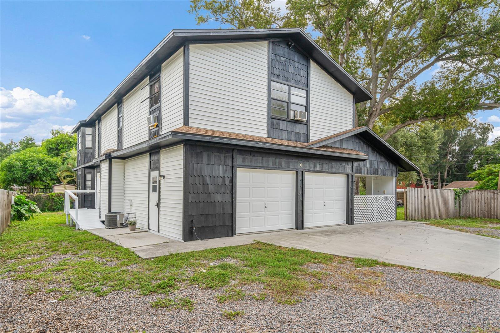 3160 ASPINWALL ST — photo 3