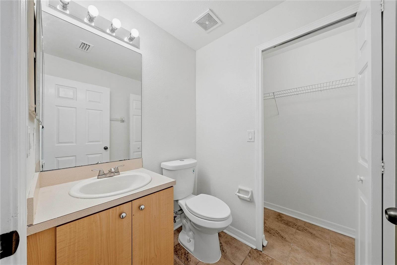 11441 CRESTLAKE VILLAGE — photo 20