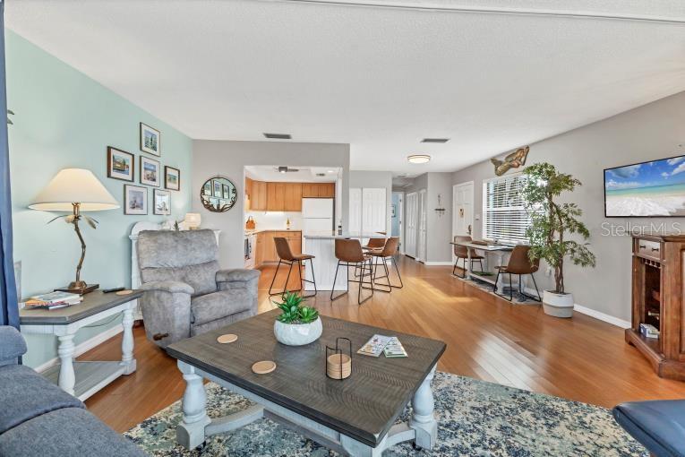 4418 MOUNT VERNON DR — photo 11