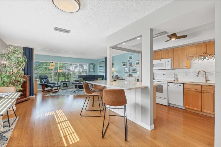 4418 MOUNT VERNON DR — photo 4