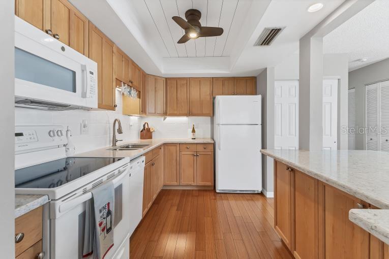 4418 MOUNT VERNON DR — photo 5