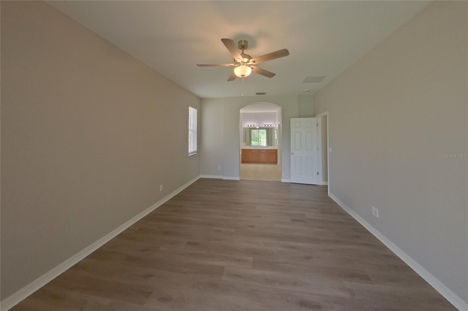 Home in RIVERVIEW — photo 8