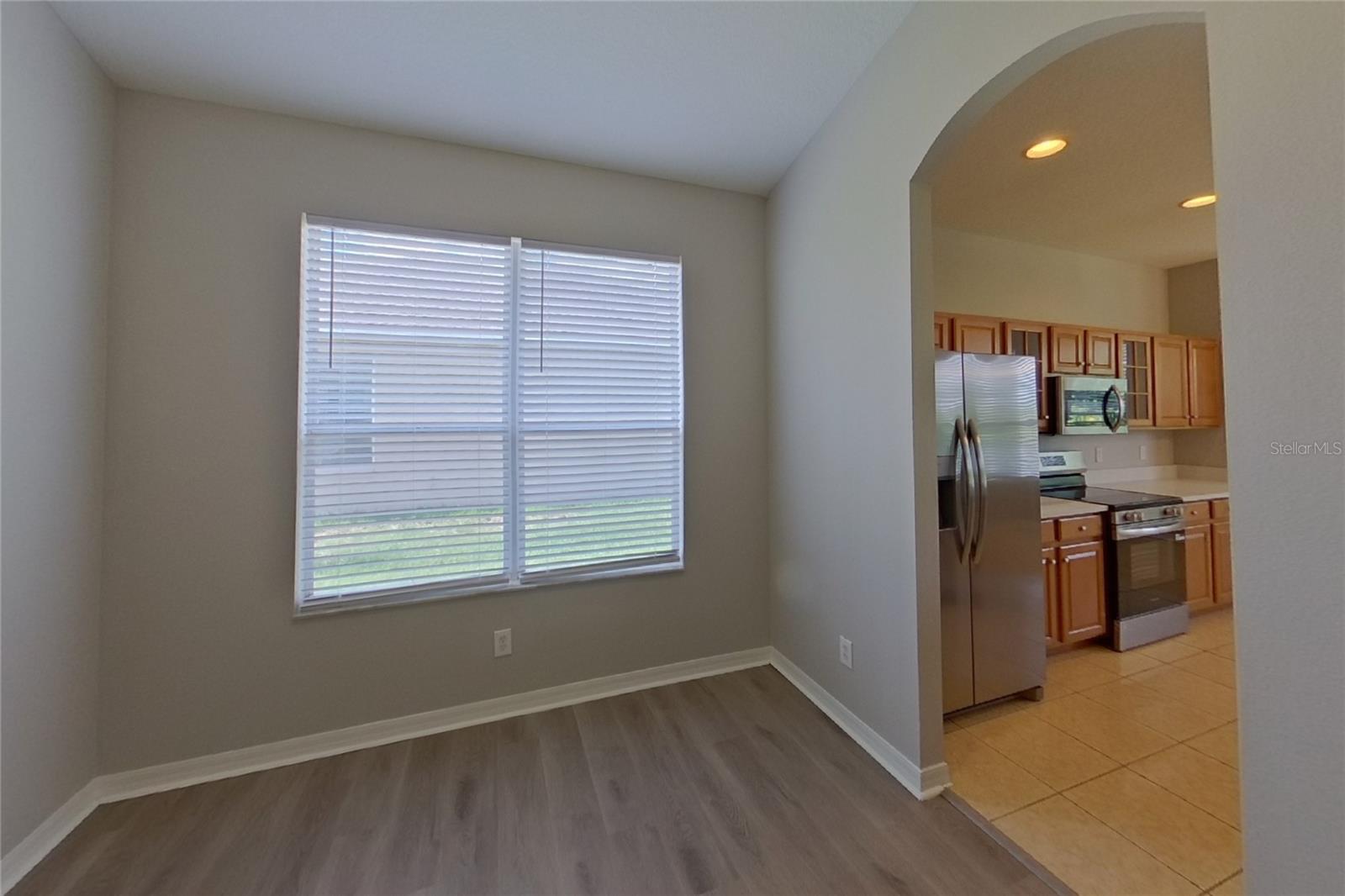 Home in RIVERVIEW — photo 5
