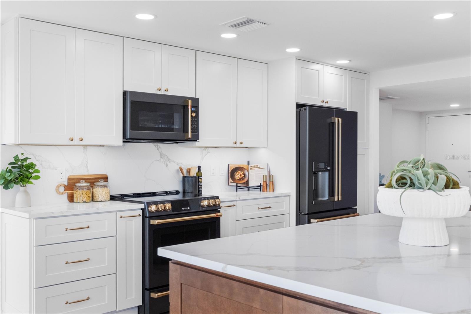 7600 BAYSHORE DR #606 — photo 17