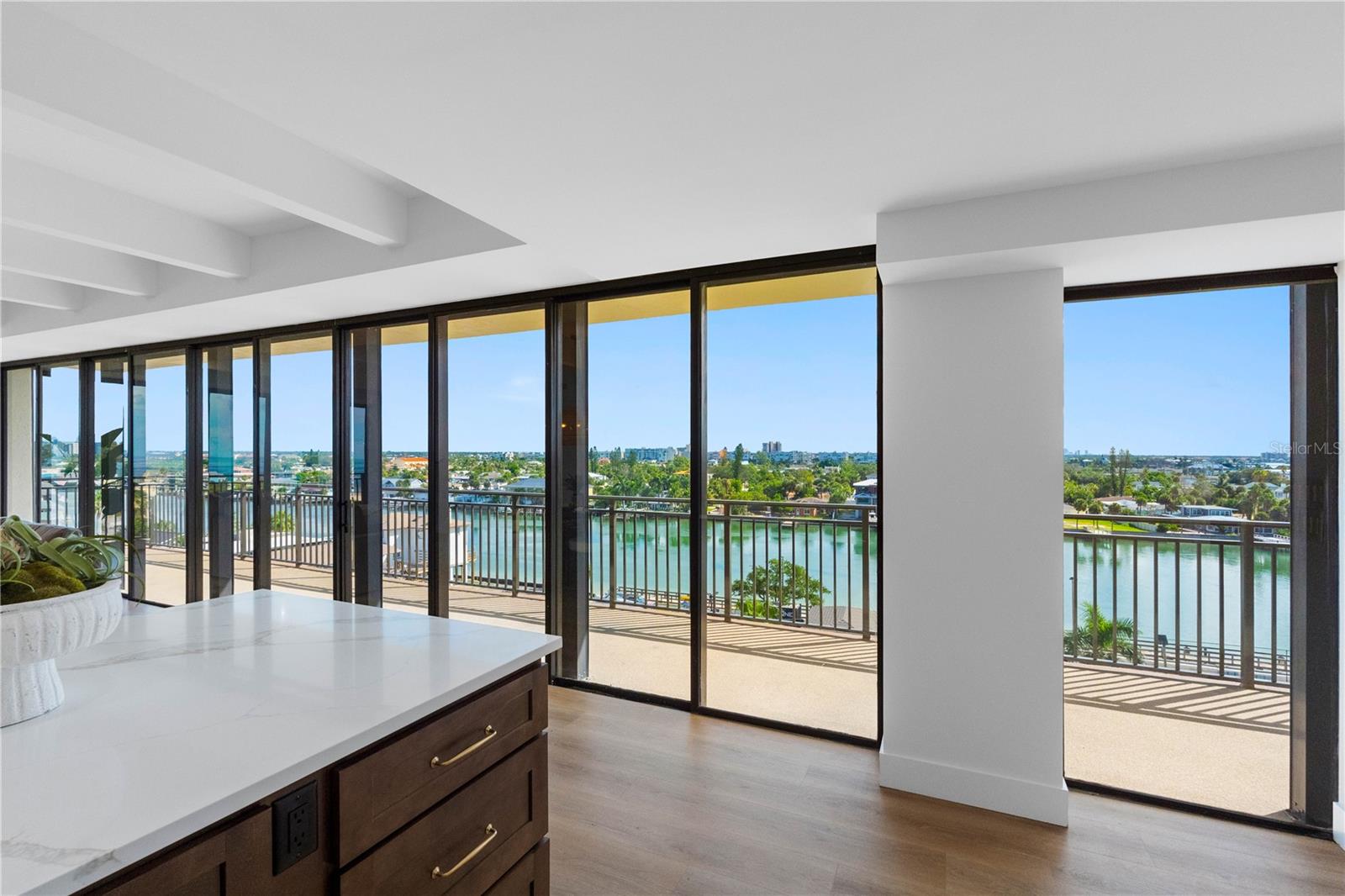 7600 BAYSHORE DR #606 — photo 22