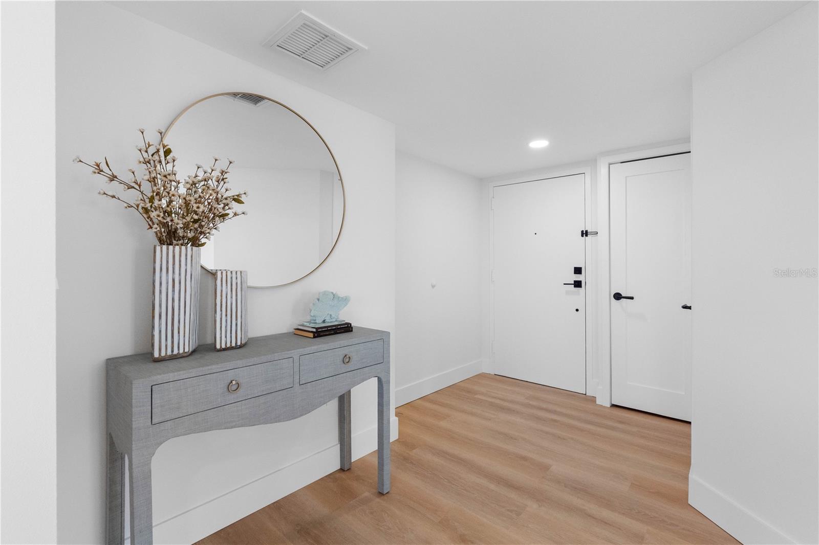 7600 BAYSHORE DR #606 — photo 5